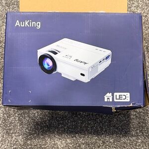 AuKing White LED Projector
